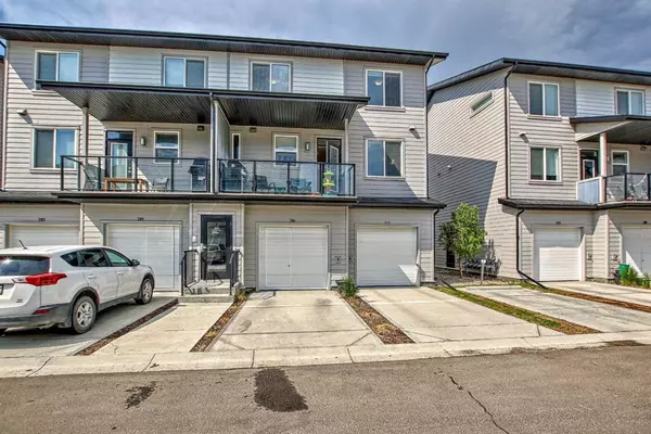 Calgary, AB T3N 1M5,365 Redstone WALK NE #204