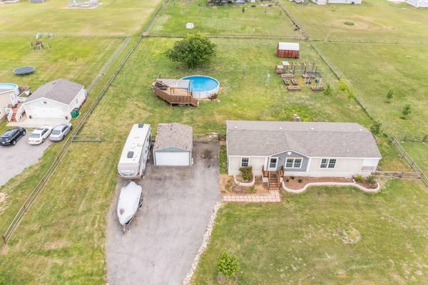 1111 Daytona Drive, Rhome, TX 76078