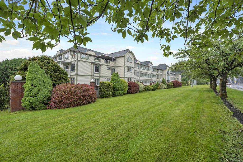 Homes for sale 540 Al Wilson Grove 101A, Duncan, BC V9L 5H3 ML...