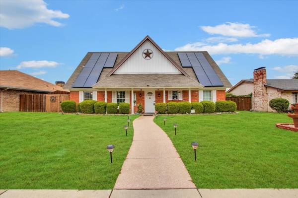 2121 Blossom Lane, Richardson, TX 75081