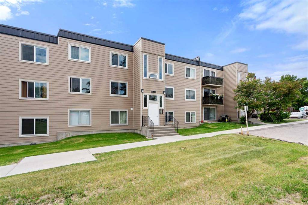 Calgary, AB T2H 1N2,315 Heritage DR SE #108