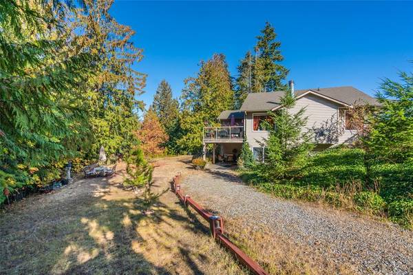 Qualicum Beach, BC V9T 3L9,1707 Country Rd