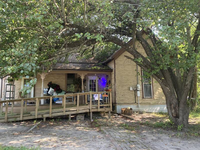 700 E 3rd Street, Bonham, TX 75418