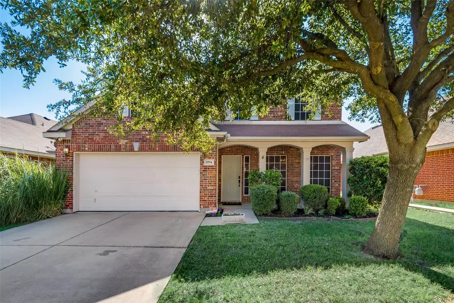 6704 Sandgate Drive, Arlington, TX 76002