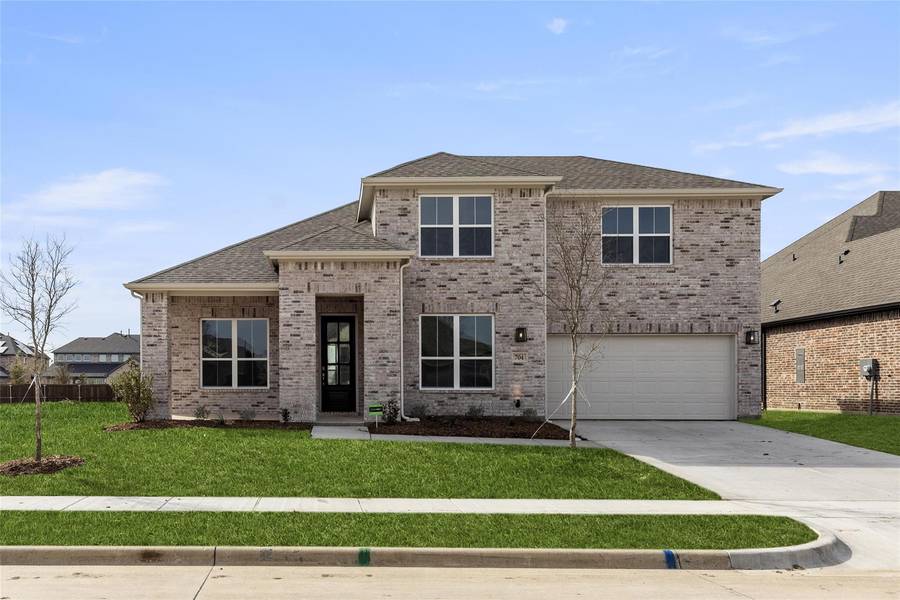 704 Lemmon Lane, Forney, TX 75126