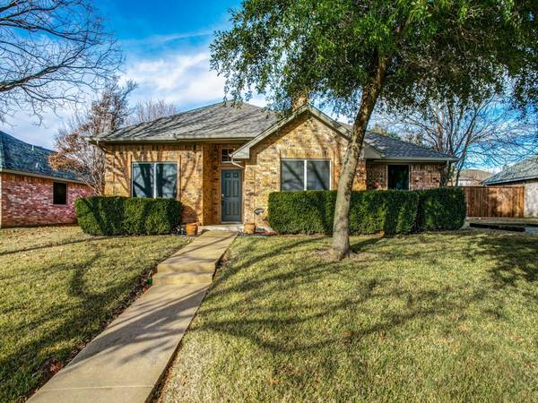 1055 Carriage Lane, Wylie, TX 75098