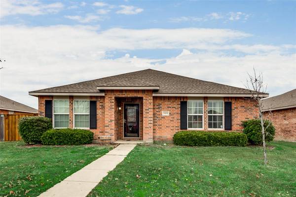 2908 Meadow Bluff Drive, Wylie, TX 75098