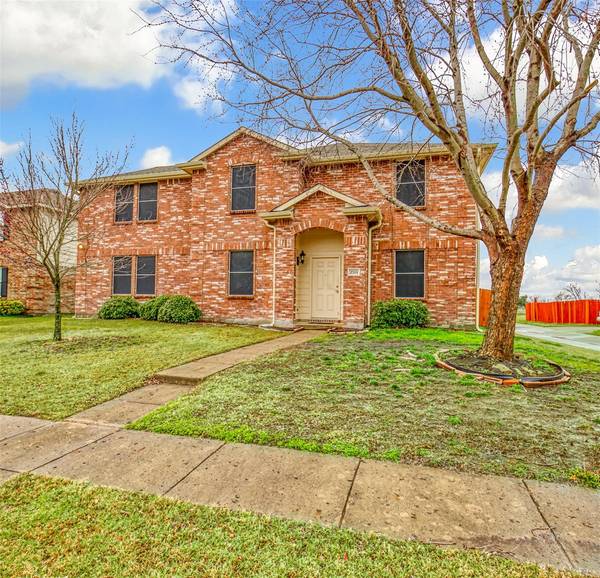 2703 Lake Terrace Drive, Wylie, TX 75098