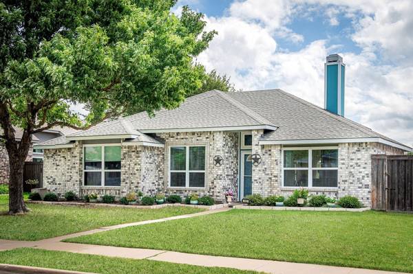 102 N Carriage House Way, Wylie, TX 75098