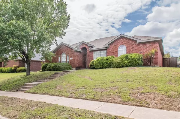 Wylie, TX 75098,201 S Rolling Meadows Drive