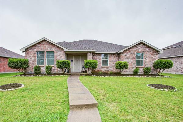 2906 Reata Drive, Wylie, TX 75098