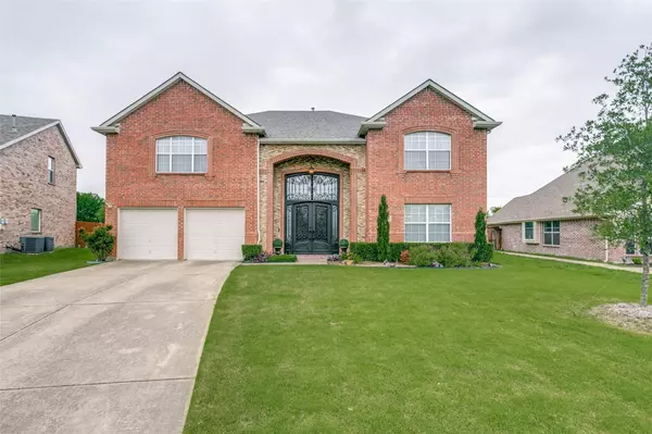 1921 Fountain Spray Drive, Wylie, TX 75098