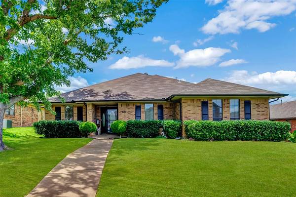 207 Tanglewood Drive, Wylie, TX 75098