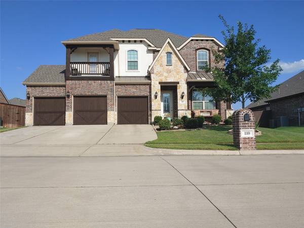 110 Carriage Run Drive, Wylie, TX 75098