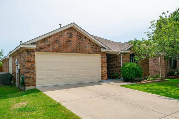 210 Charleston Drive, Wylie, TX 75098