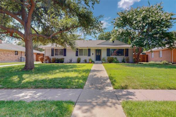 403 Saint Lukes Drive, Richardson, TX 75080