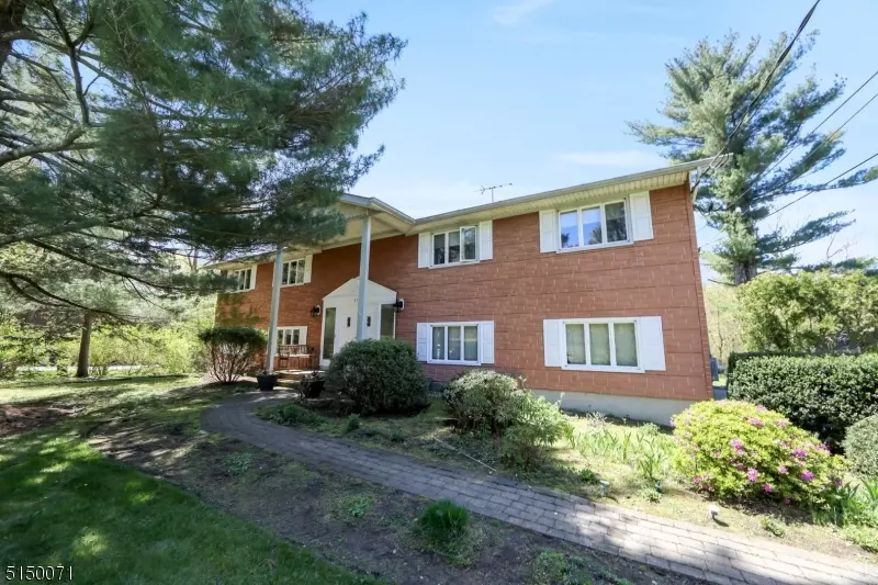 115 Helen Ct, Franklin Lakes Boro, NJ 07417