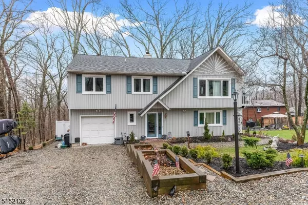 33 Sherwood Forest Dr, Byram Twp., NJ 07821