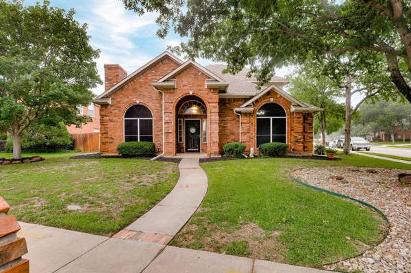 1213 Buena Vista Drive,  Denton,  TX 76210