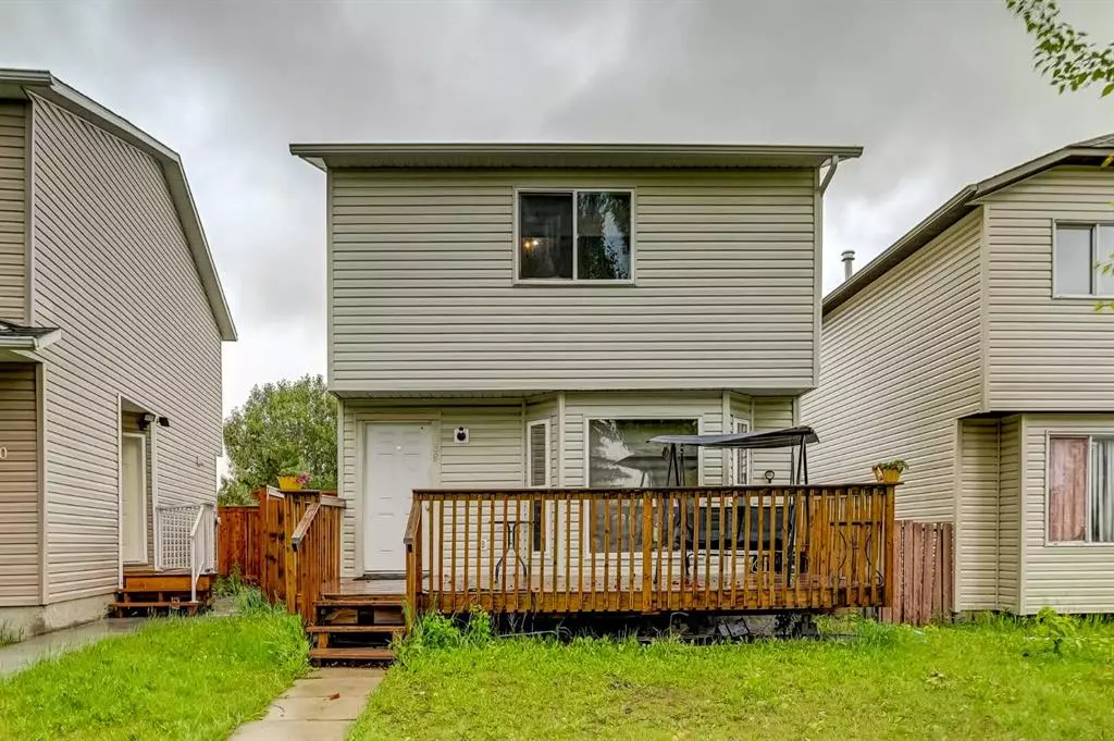 Calgary, AB T3J2M8,88 Martindale DR NE