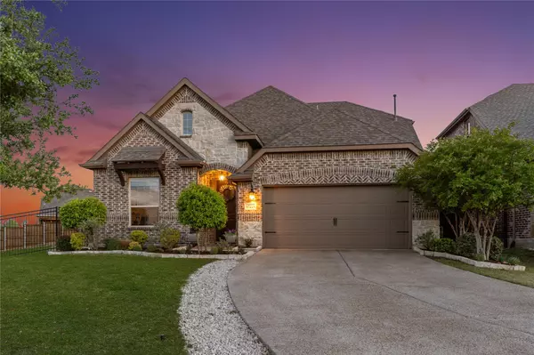 1722 Emerald Bay Lane, St. Paul, TX 75098