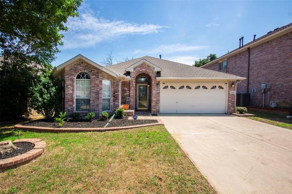 12836 Chittamwood Trail, Fort Worth, TX 76040