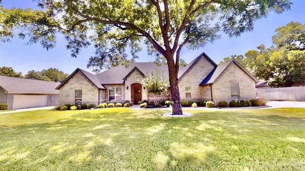 9407 S Longwood Drive, Granbury, TX 76049