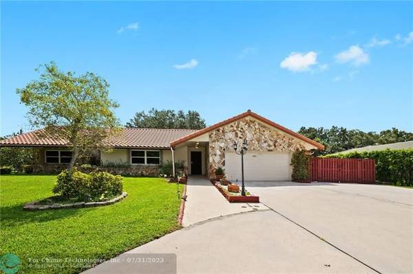 Southwest Ranches, FL 33331,5020 Hawkhurst Ave