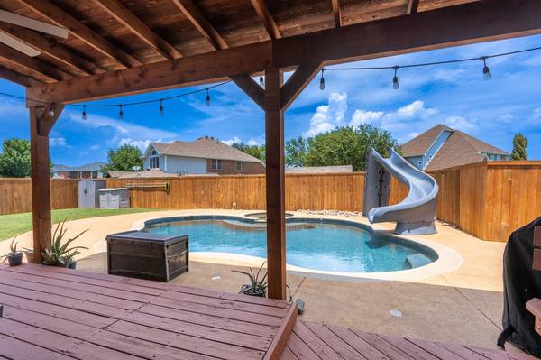 9114 Royal Burgess Drive, Rowlett, TX 75089