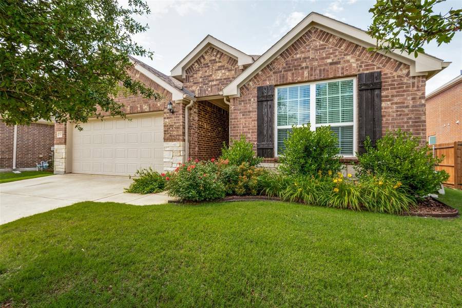 917 Basket Willow Terrace, Fort Worth, TX 76052