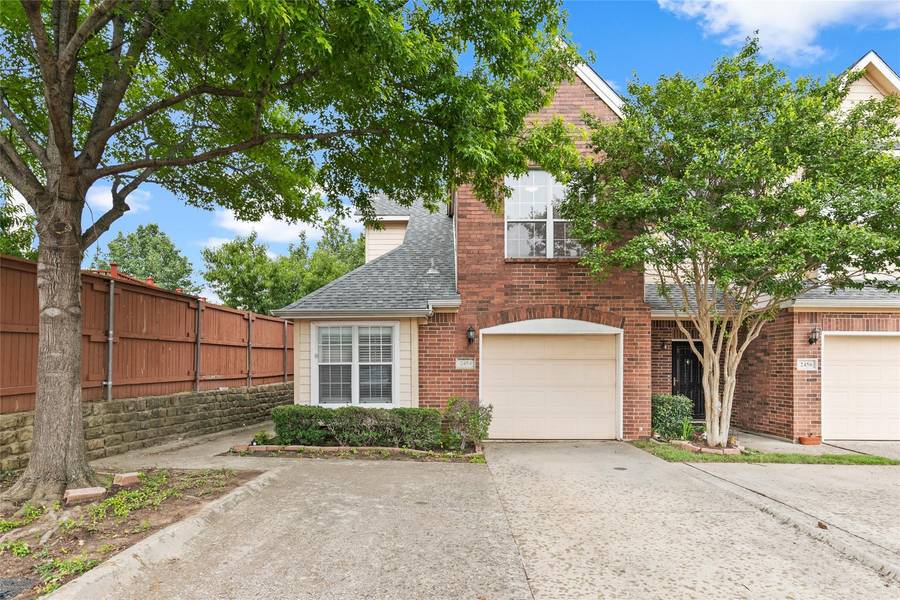 2454 Southcourt Circle, Irving, TX 75038