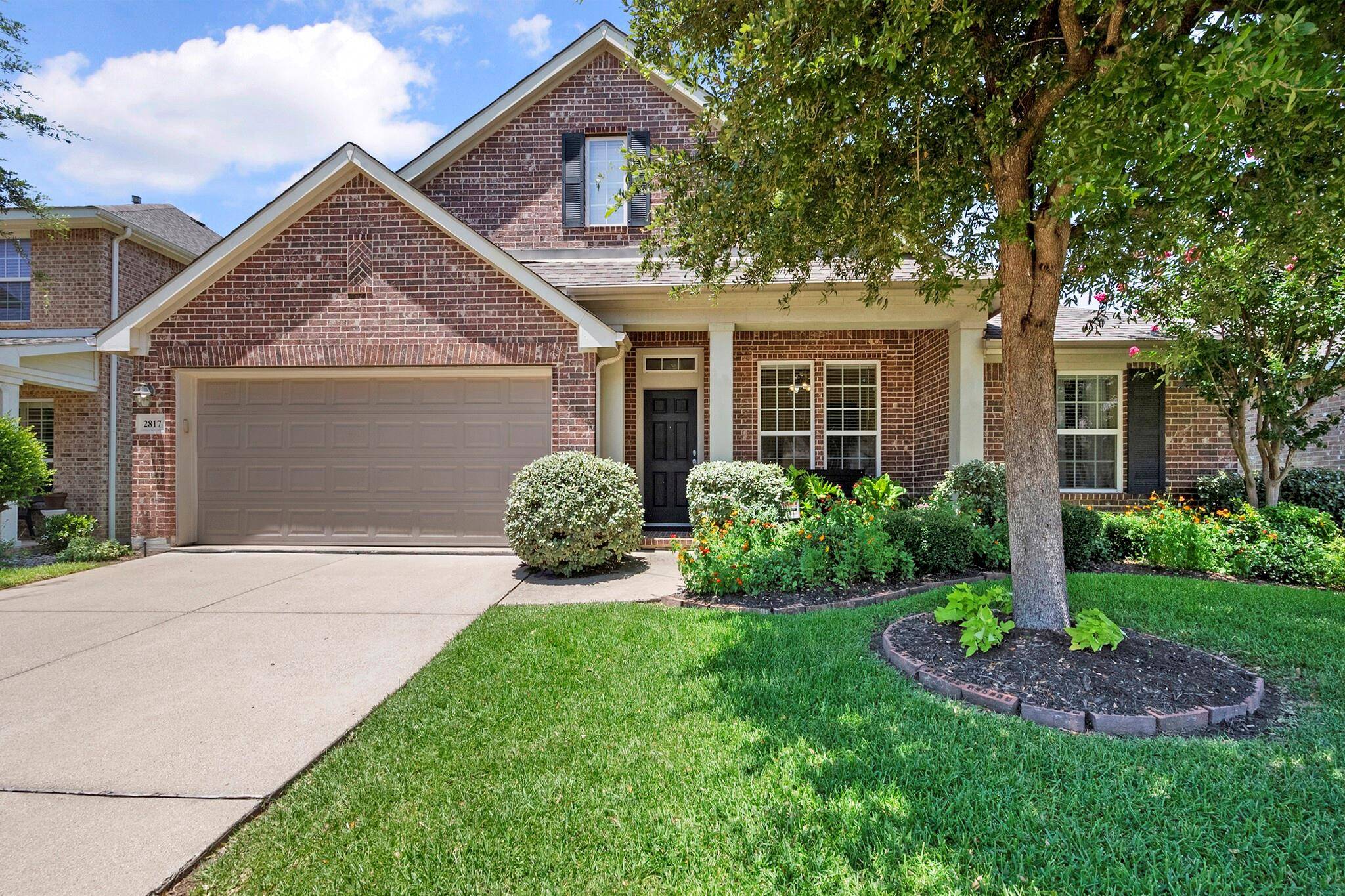 2817 Fox Creek Trail, Arlington, TX 76017