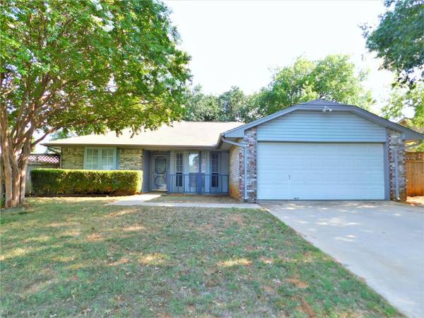 801 Windmere Circle, Corinth, TX 76210