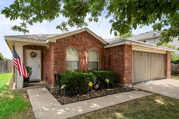 811 Hontley Drive, Arlington, TX 76001