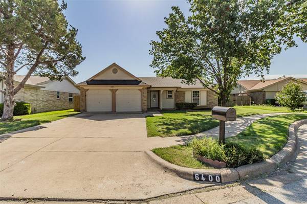 6400 Storm Drive, Watauga, TX 76148