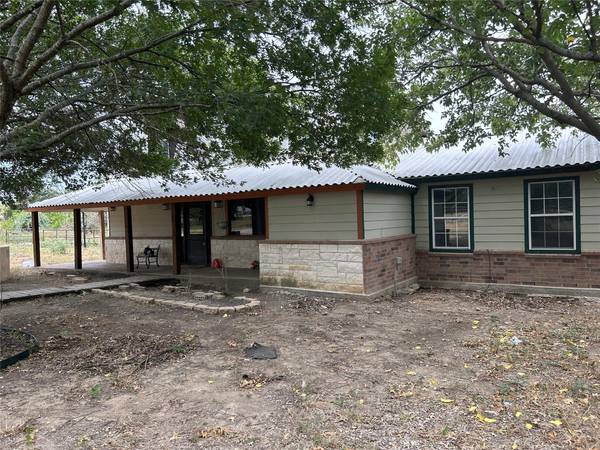 9517 Clark Street, Joshua, TX 76058