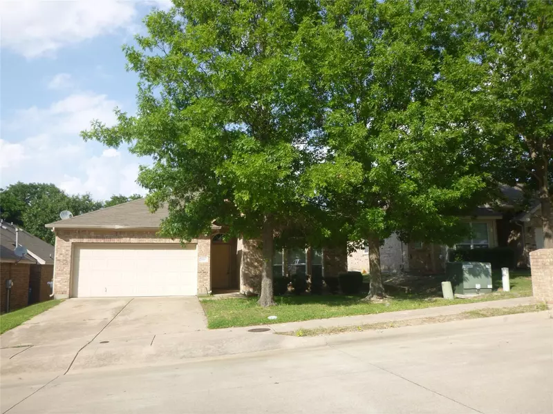 7049 Chapelridge Drive, Dallas, TX 75249