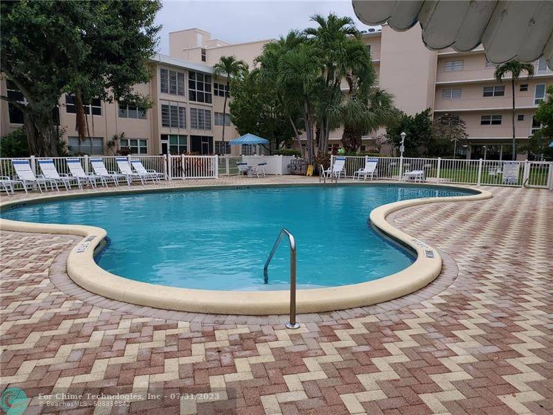 Pompano Beach, FL 33062,1481 S Ocean Blvd  #308