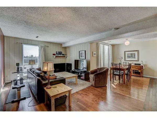 Calgary, AB T2L 1Y3,3500 Varsity DR NW #103