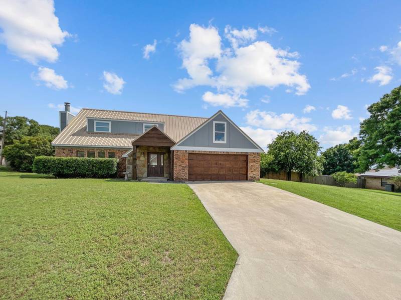 404 Brookview Drive, Decatur, TX 76234