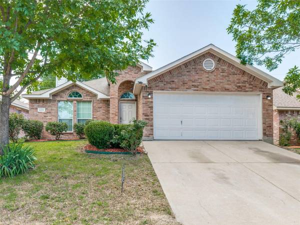 1450 Sax Leigh Drive, Dallas, TX 75241