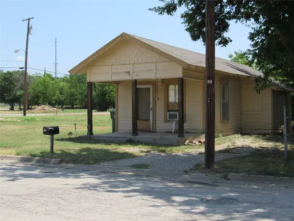 Mineral Wells, TX 76067,605 2nd Avenue