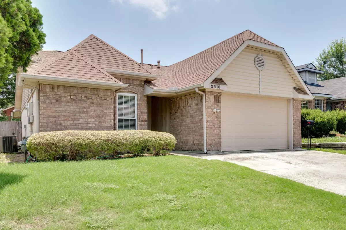 Mesquite, TX 75150,2510 Beverly Hills Lane