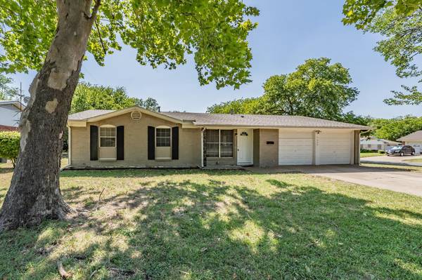 5600 Hensley Drive, Fort Worth, TX 76134