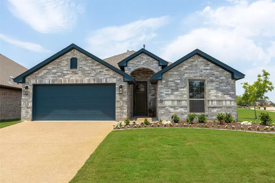 11000 Trail Ridge Drive, Benbrook, TX 76126