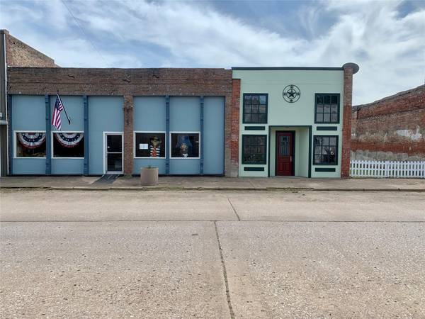 101 W Main Street, Ladonia, TX 75449