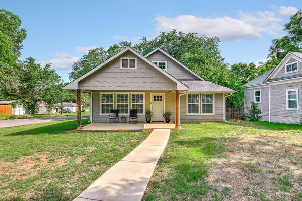 601 E Woodard Street, Denison, TX 75021