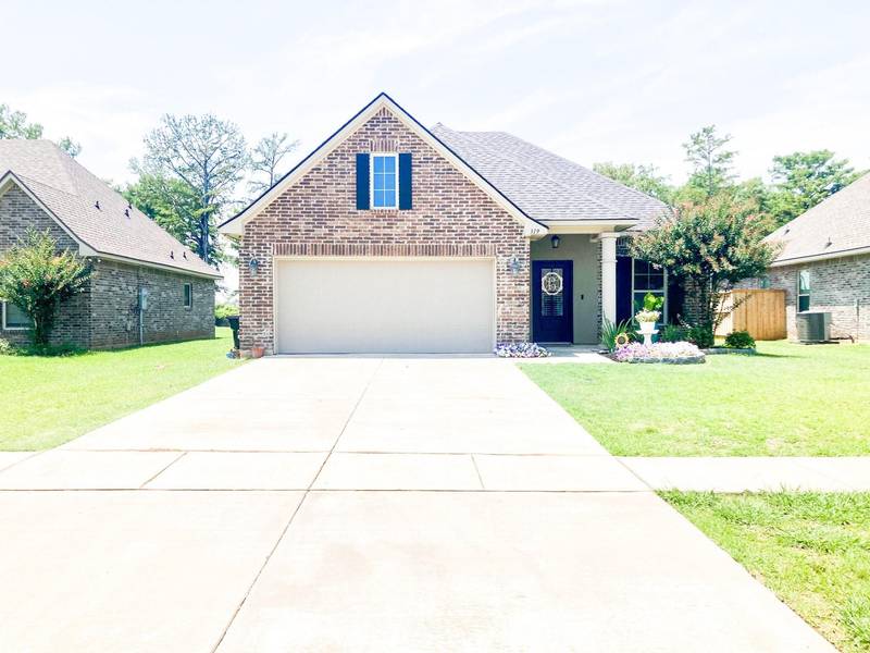 319 Coppice Place, Bossier City, LA 71111