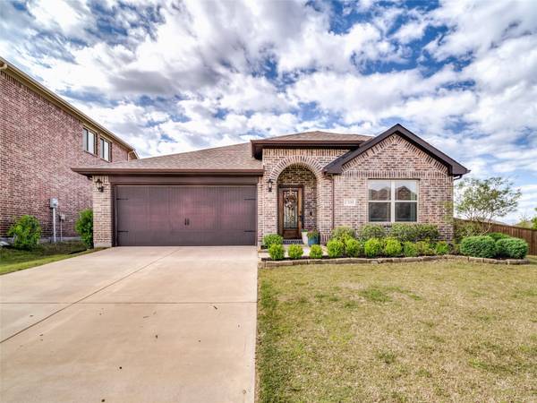 1308 Morning Ridge Trail, Aubrey, TX 76227