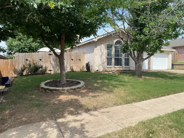 Benbrook, TX 76126,7116 Stonegate Drive